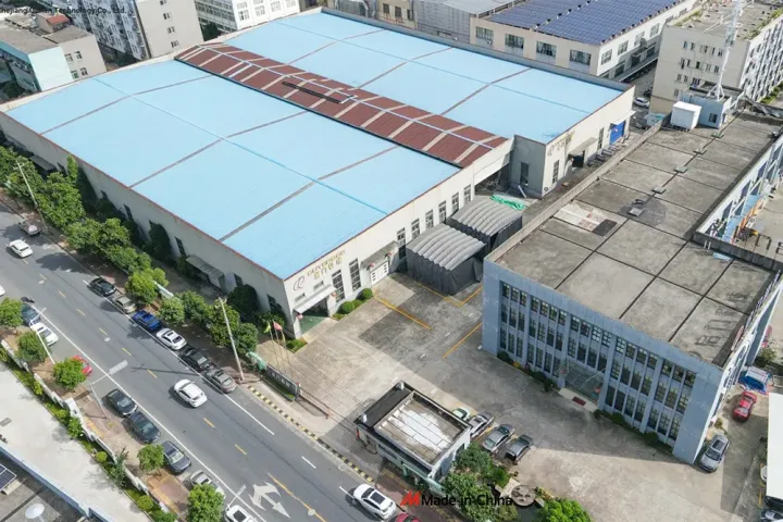 Pemandangan Udara Gedung Perusahaan